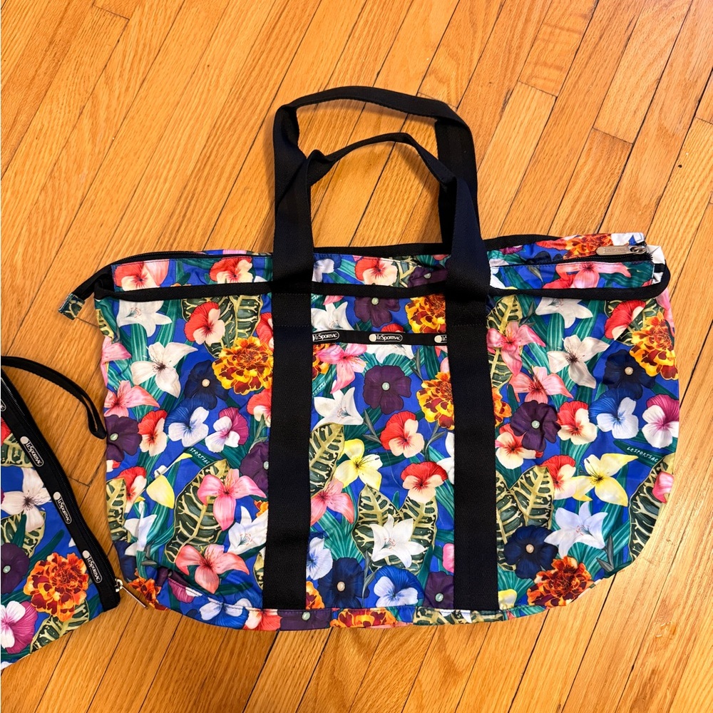 LeSportsac Medium Weekender Duffel Bag